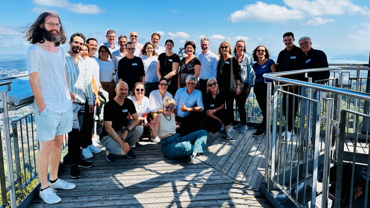 Gruppenfoto auf dem Aussichtsturm. 